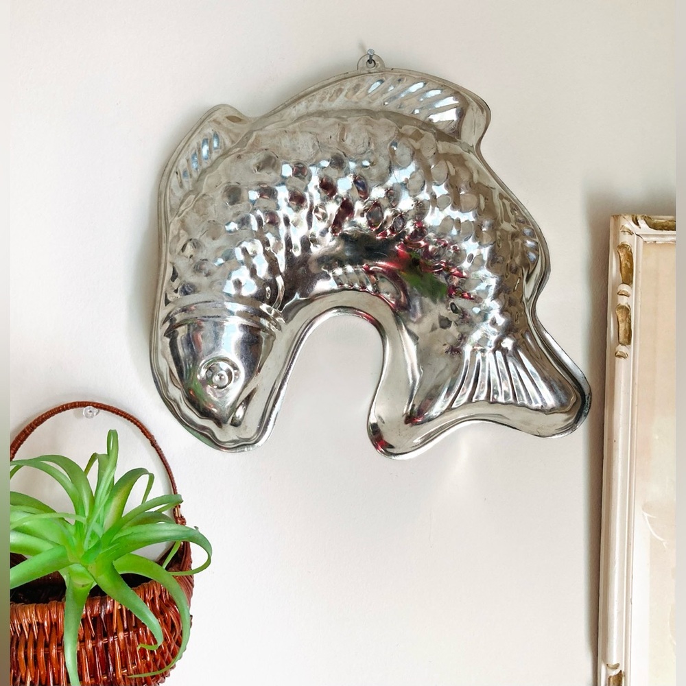 Vintage Silver Koi Fish Mold Nautical Wall Decor Retro Coastal Kitchen Rustic